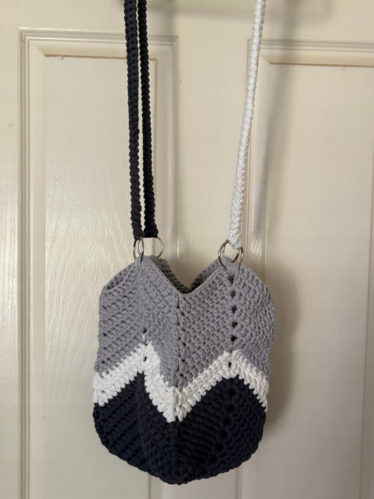 Crochet meadow Shoulder Bag - Grey