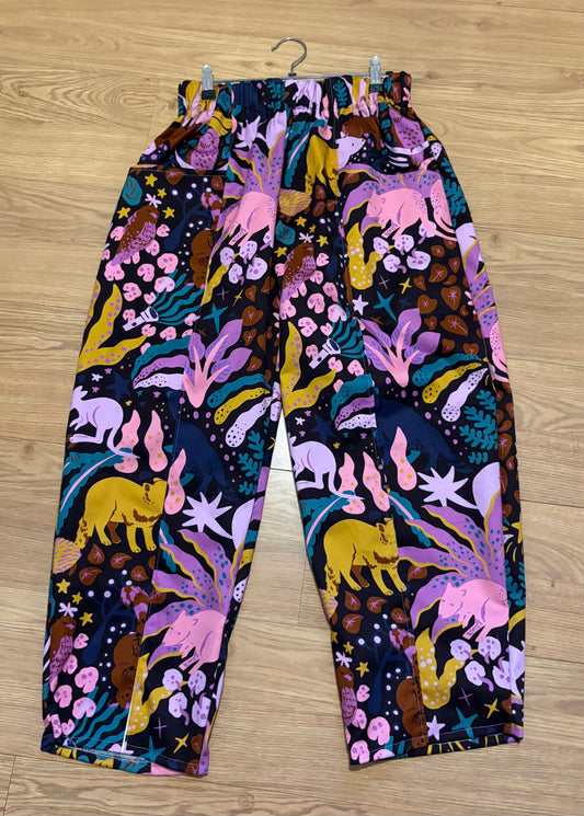 Emie barrel leg pants - Size 12