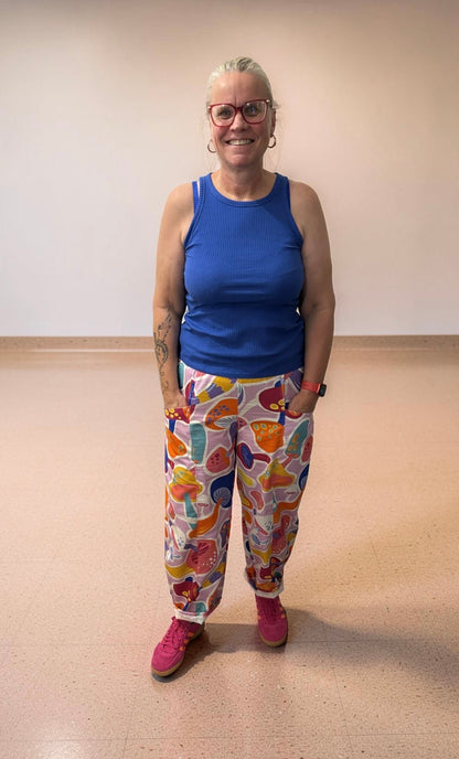 Emie barrel leg pants- Size 14